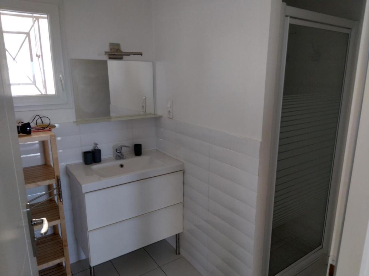 Apartment F3 En Bordure De L Etang De Thau *